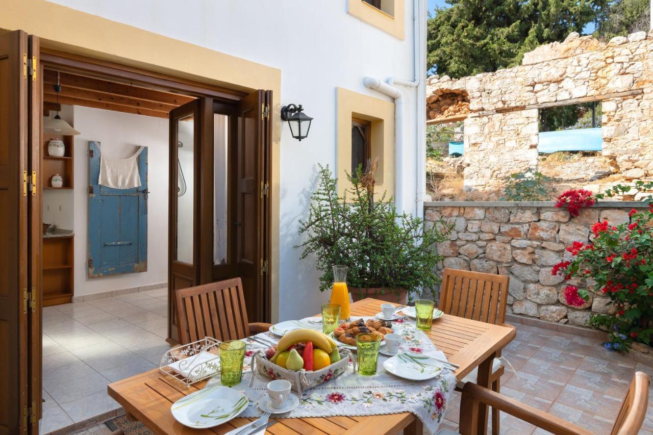 Little Karafillias Chalki House Villa Bagian luar foto