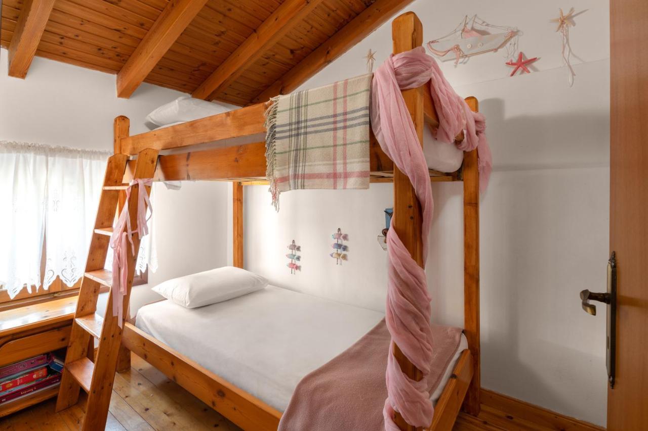 Little Karafillias Chalki House Villa Bagian luar foto