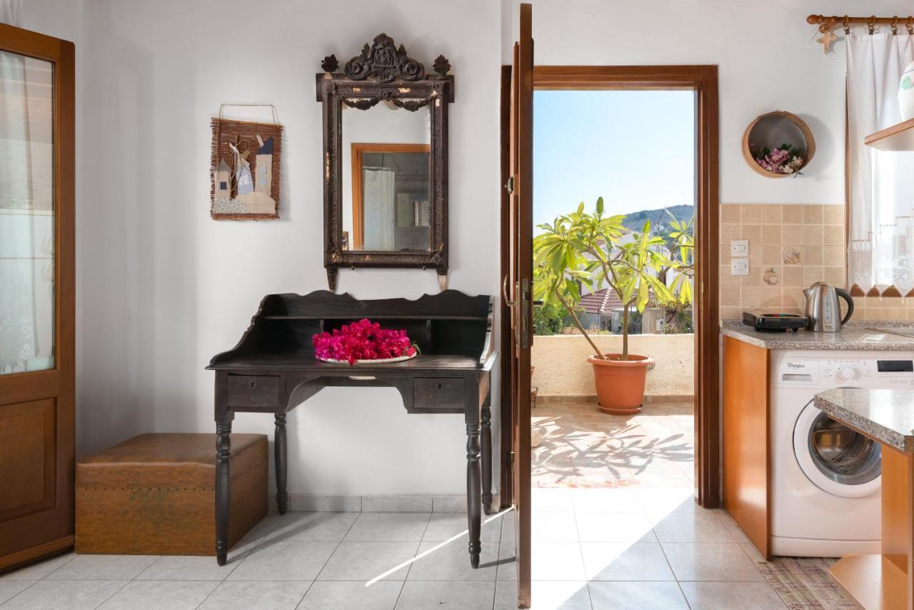Little Karafillias Chalki House Villa Bagian luar foto